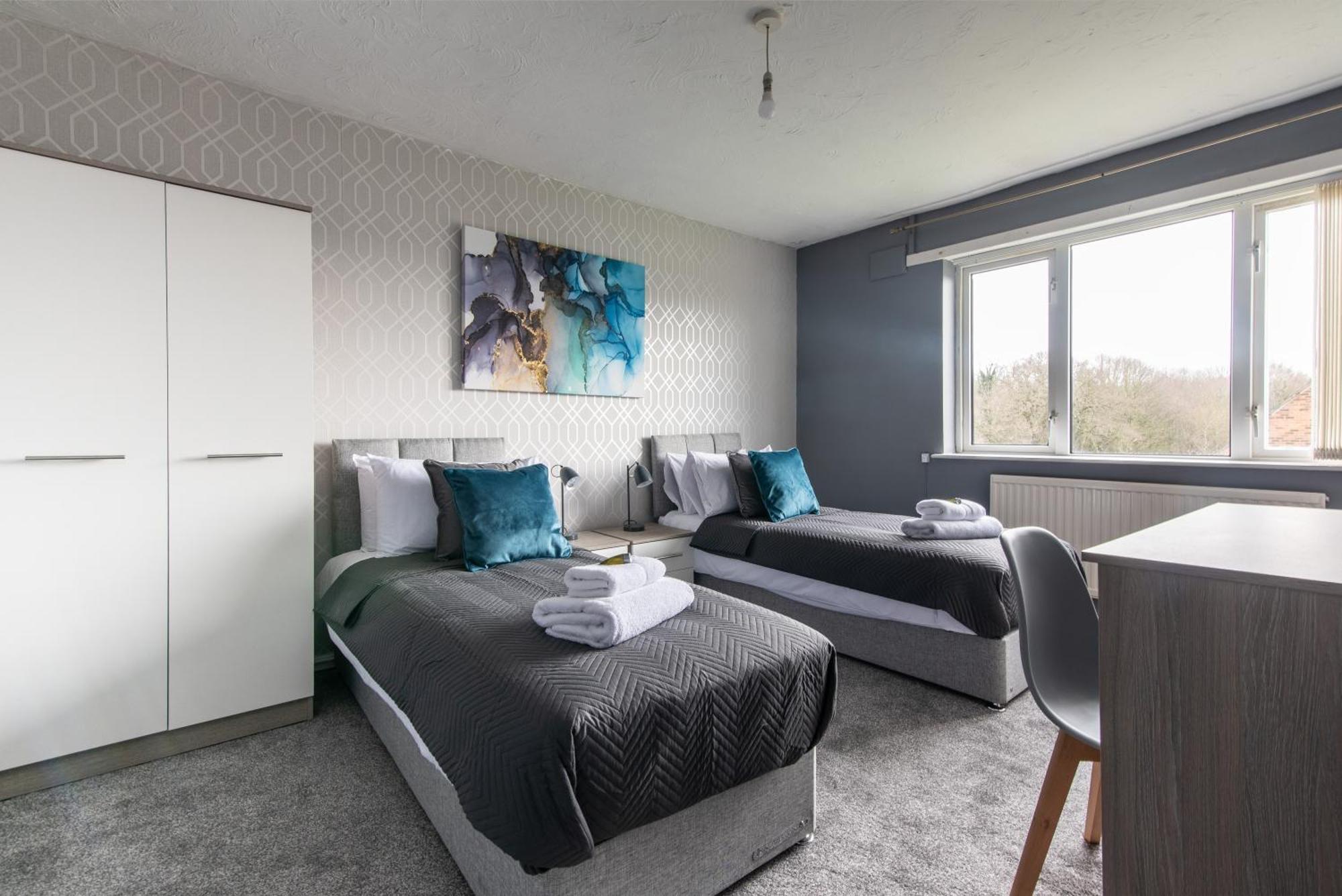 3 Bed Apartment - Perfect For Contractors Near Liverpool Airport Хейл Екстер'єр фото
